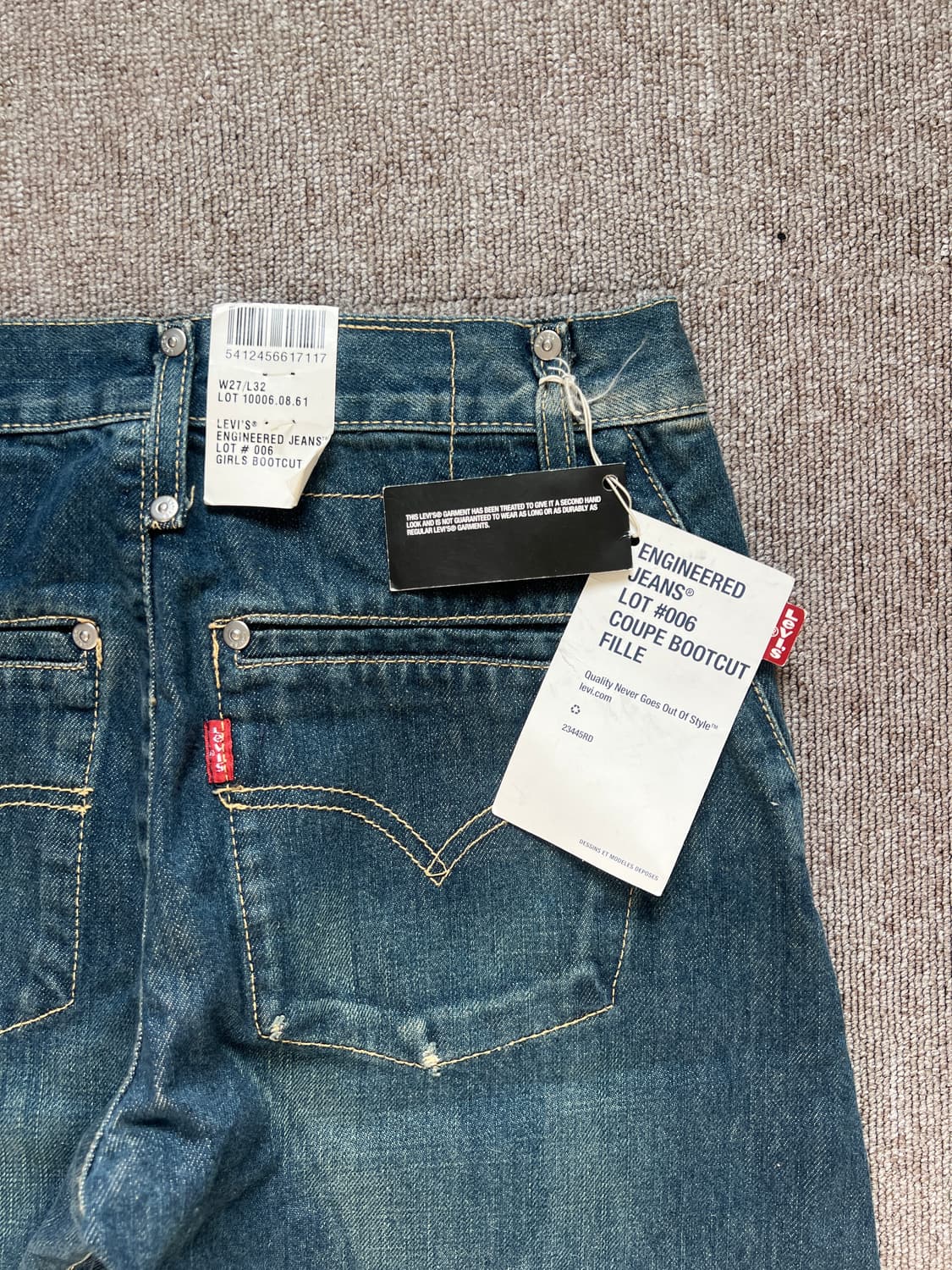 리바이스 엔지니어드진 데드스탁 상품이미지1