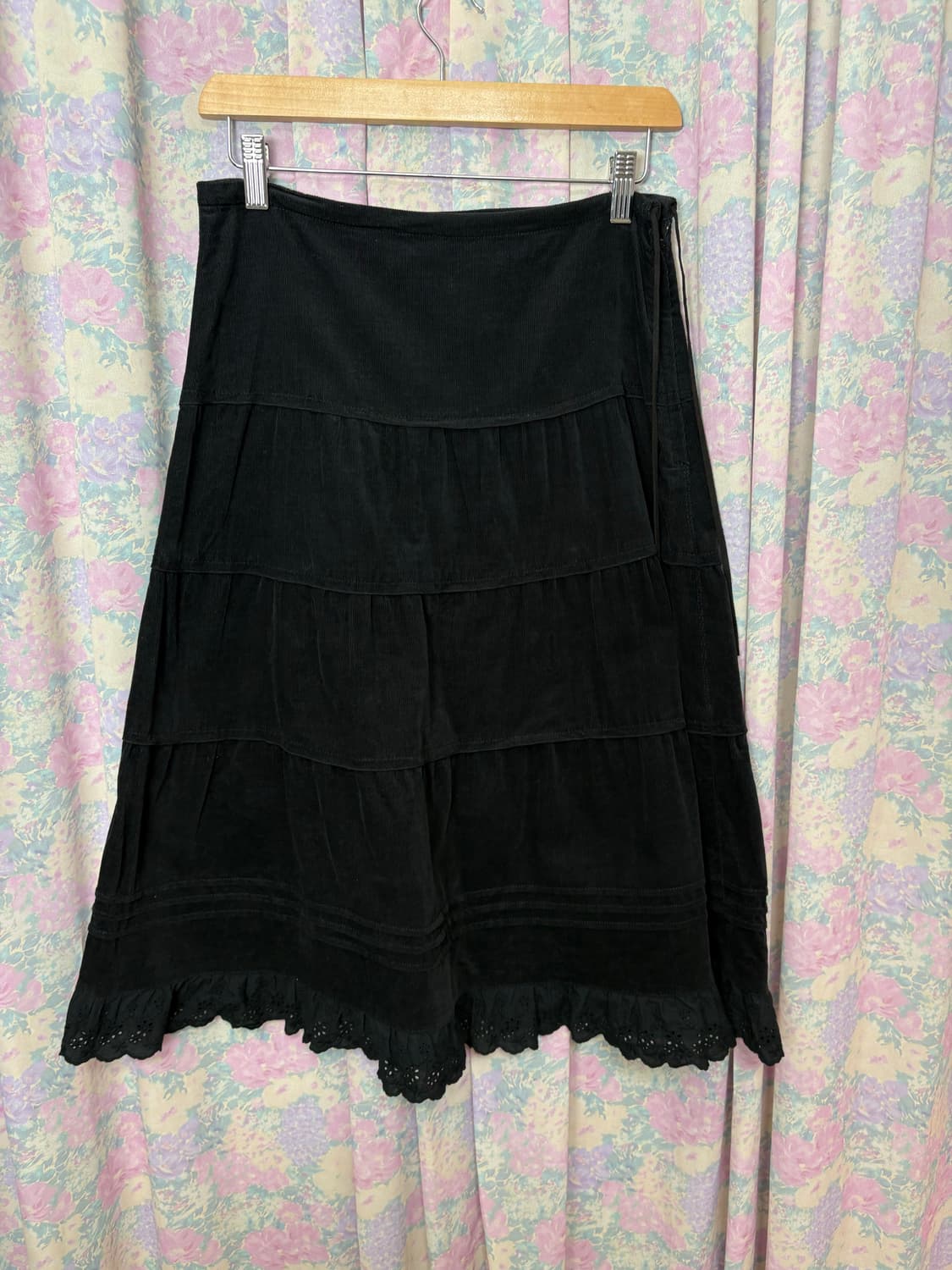 블랙 크로쉐 코듀로이 미디 스커트 상품이미지5