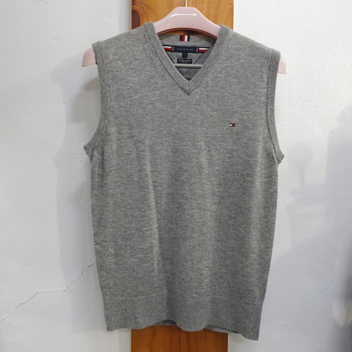 타미힐피거 LAMBSWOOL 브이넥조끼(95) 상품이미지1