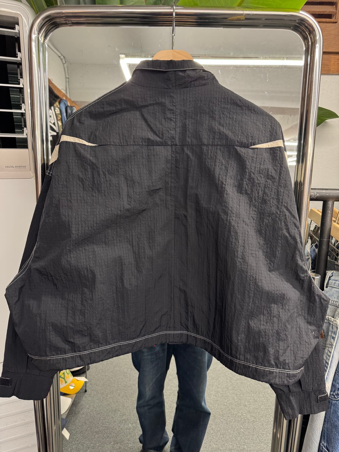 나이키 스우시 여성 리펠 우븐 자켓 상품이미지4