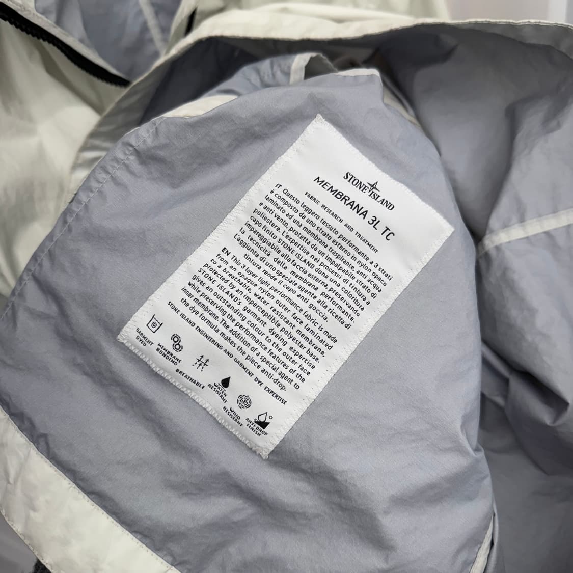 [L] 스톤아일랜드 멤브라나 3L TC 바람막이 아이스 상품이미지5