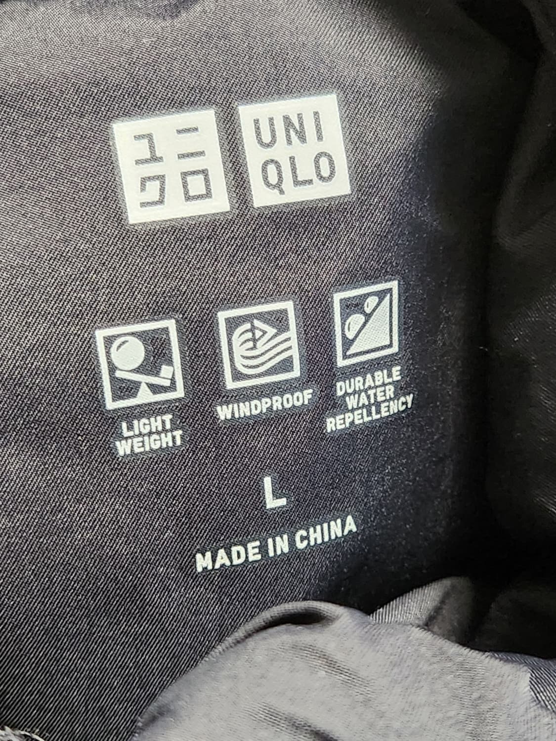 유니클로 덕다운 여성 롱패딩 사이즈L

지퍼 사용감 외에 오염하자없이 깨 상품이미지8