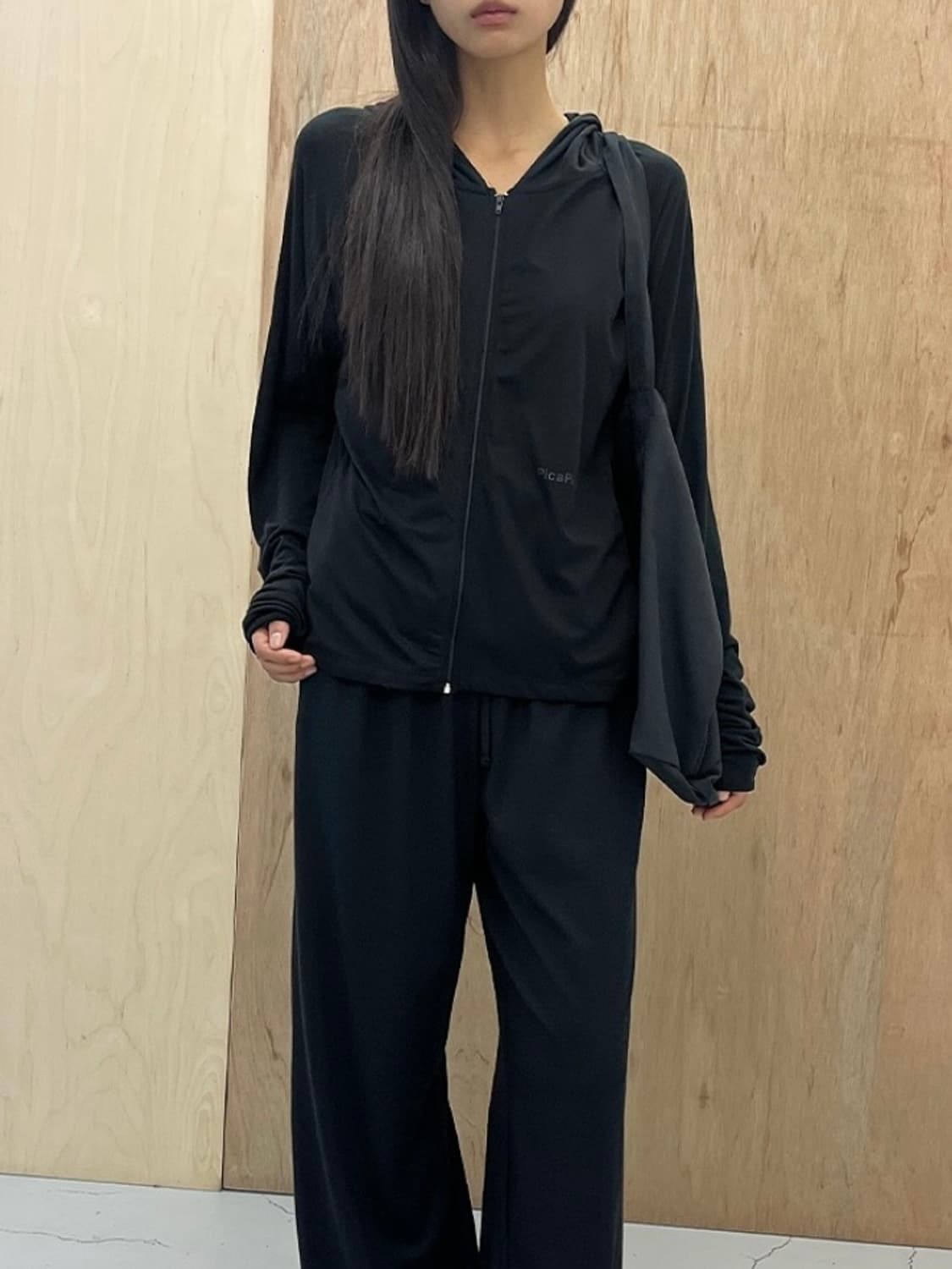 pica 후드 집업 상품이미지6