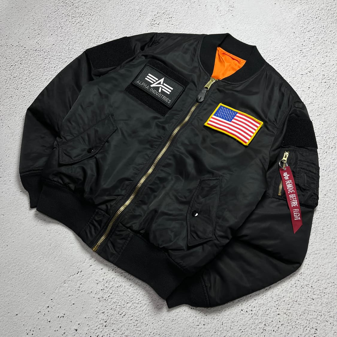 Alpha Industries MA-1 Flight Jacket 상품이미지1