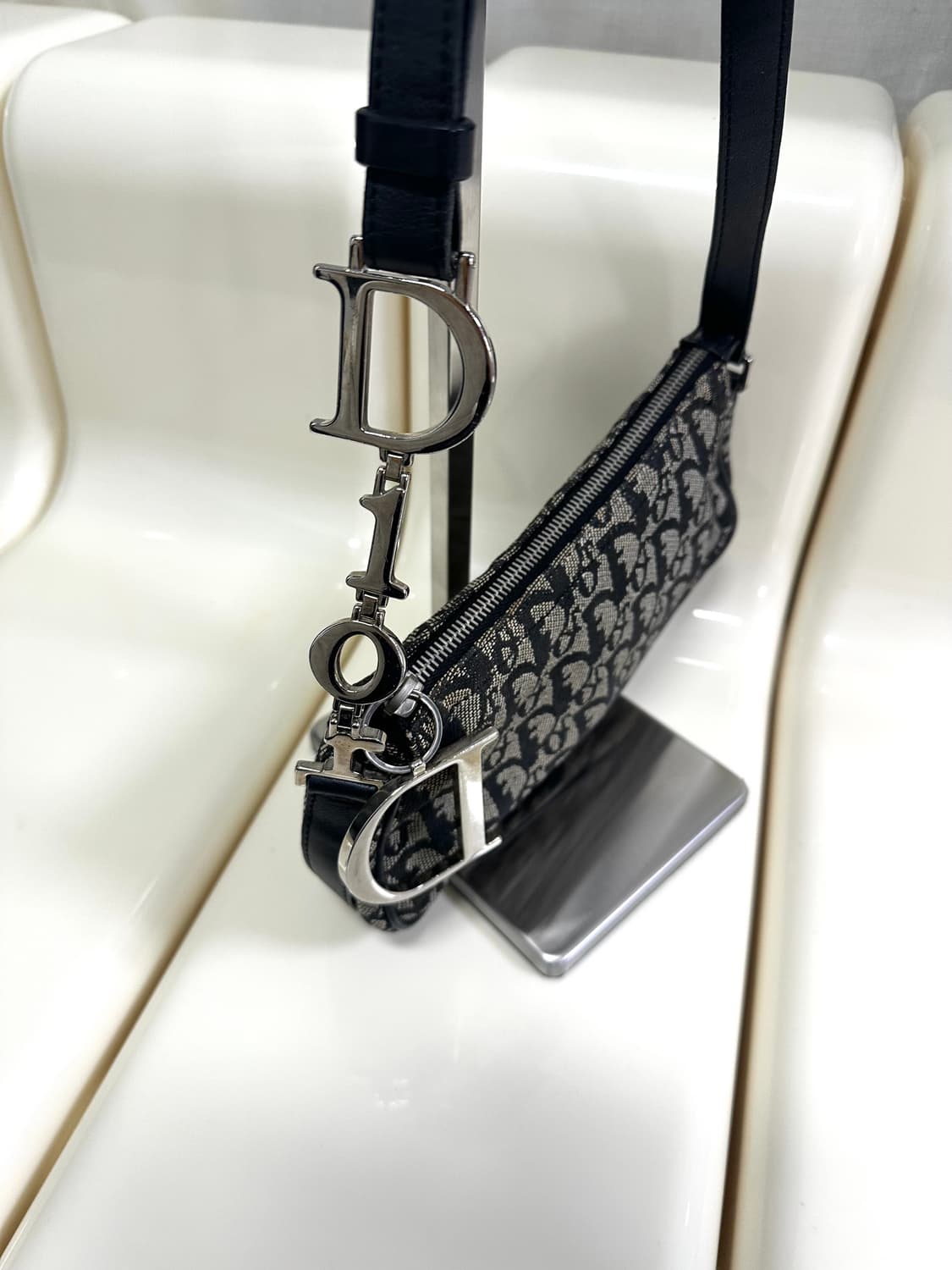 [A 정품] 디올 오블리크 D링 숄더백 상품이미지2