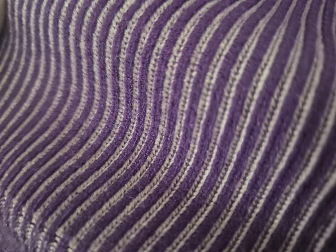 르마드 투톤 사선 라운드 니트 상품이미지6