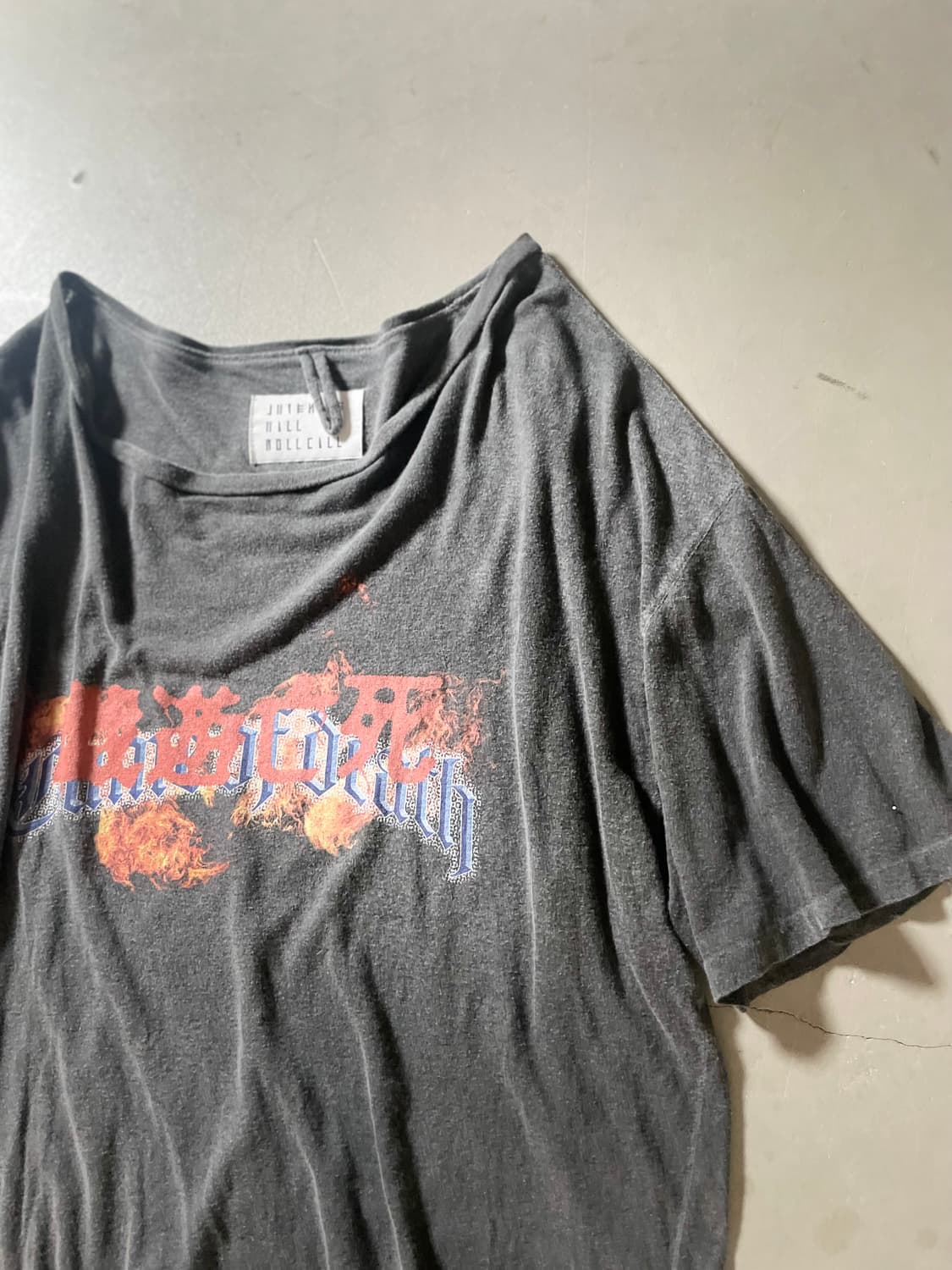 JUVENILE HALL ROLLCALL Graphic T-shirt 상품이미지2