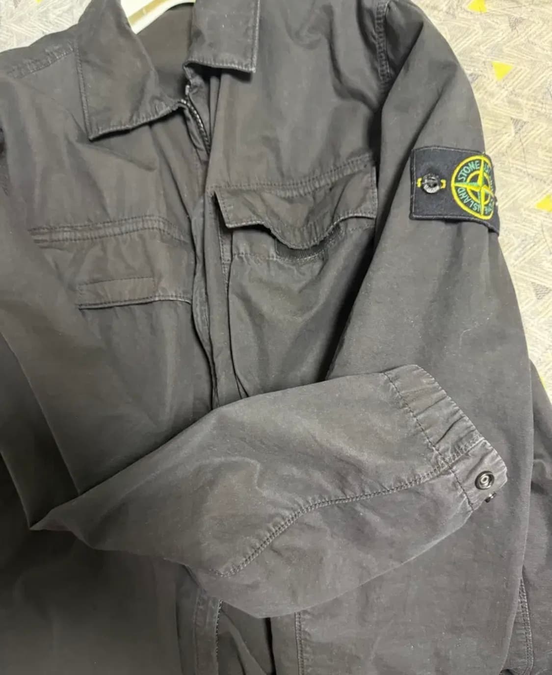 [M] 스톤아일랜드 올드이팩트 오버셔츠 블랙 22ss 114WN 상품이미지1