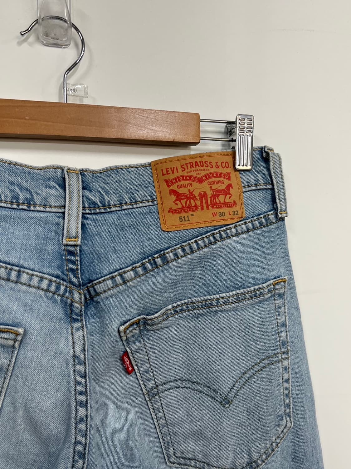 리바이스 511 슬림핏 연청 데님 팬츠  상품이미지2