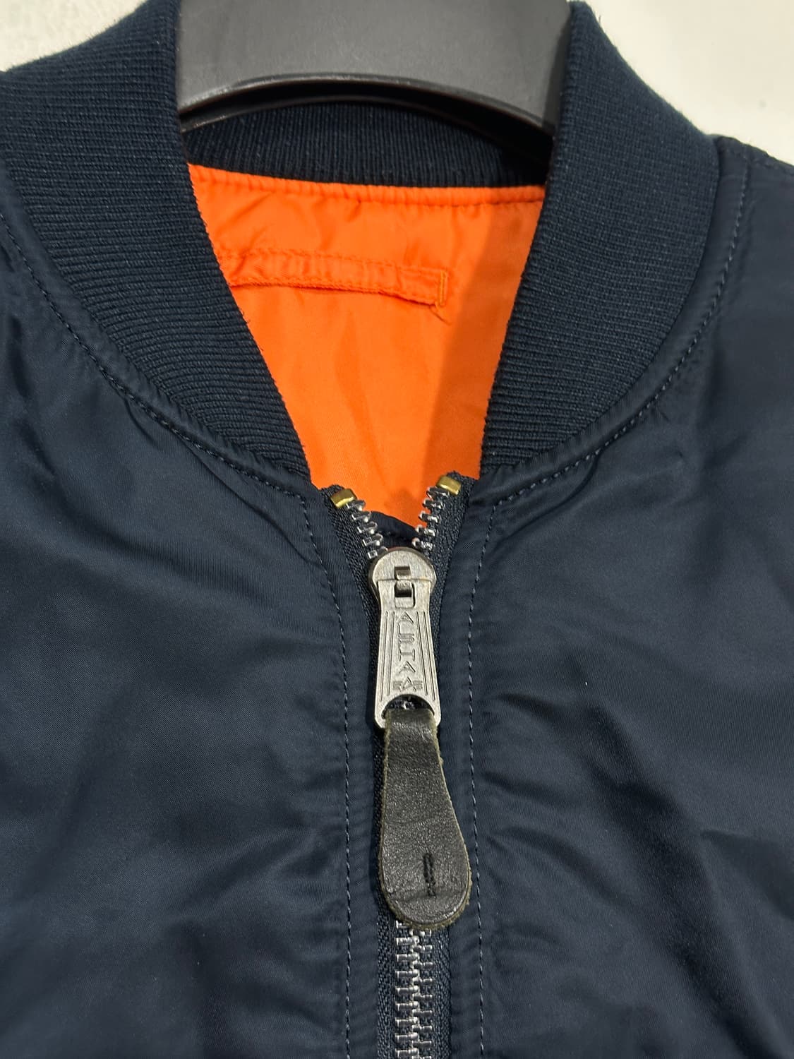 알파인더스트리 ma-1 항공점퍼 M 상품이미지3