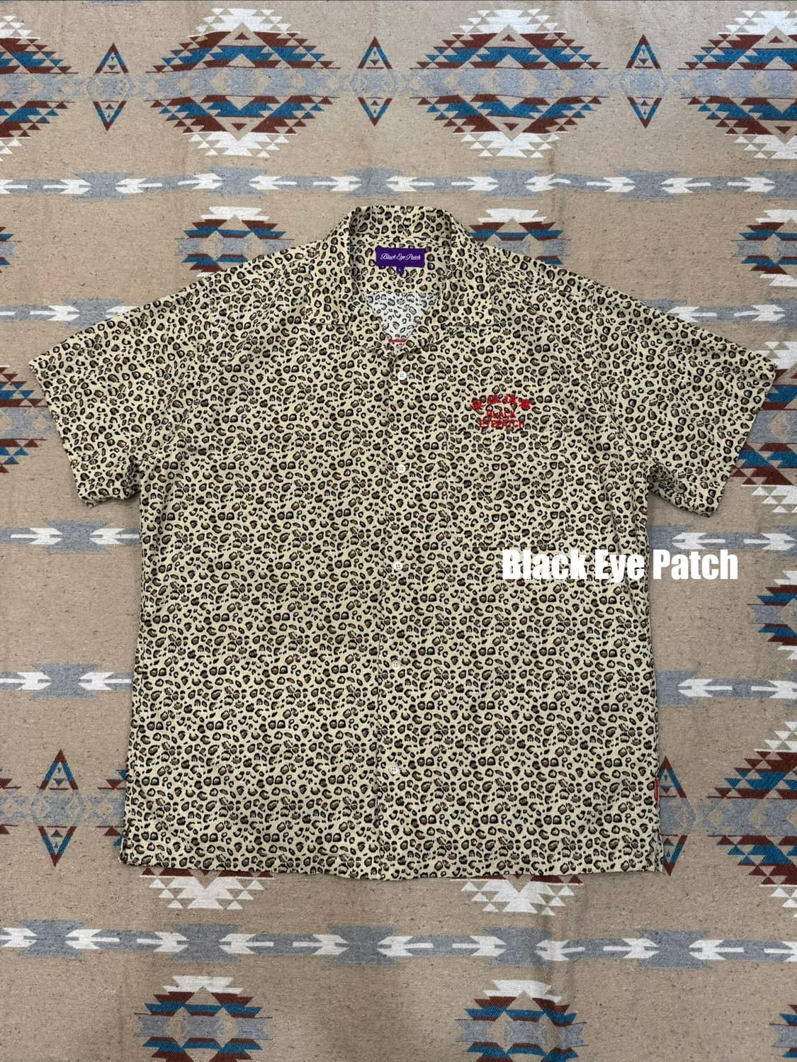 [L] 블랙 아이 패치 HWC 오픈카라 셔츠 레오파드  상품이미지1