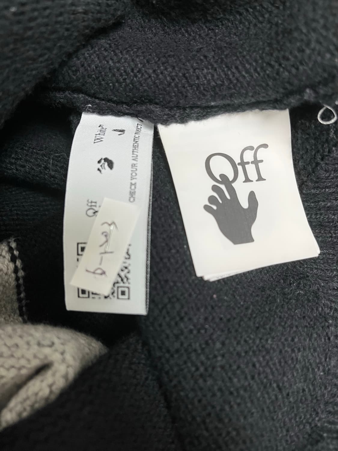 [L size] 오프화이트 애로우 니트 상품이미지4