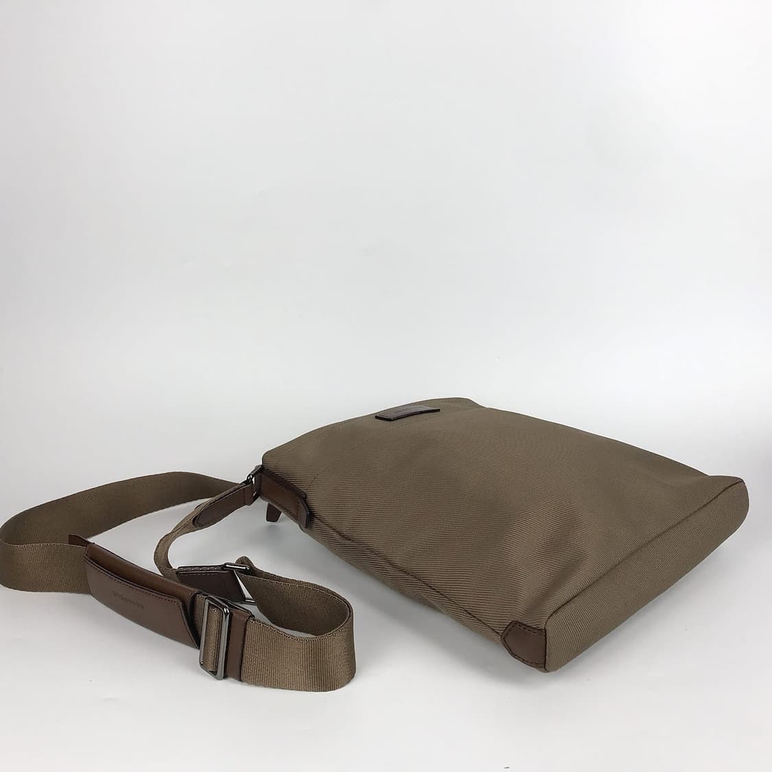 빈폴 BeanPole 남성 메신저백 크로스백 가방 상품이미지4