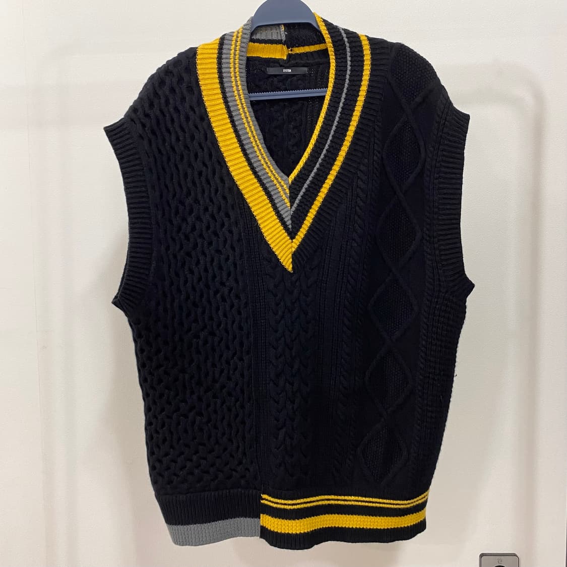 한섬 시스템옴므 캐시미어 헤비울 크리켓 니트 베스트 상품이미지1