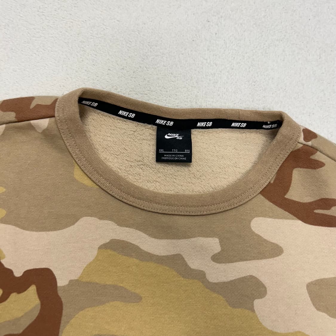 Nike SB beige camo sweatshirt 상품이미지6