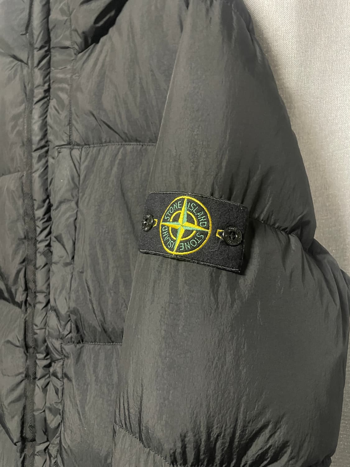 스톤아일랜드 크링클랩스 다운 패딩 상품이미지3