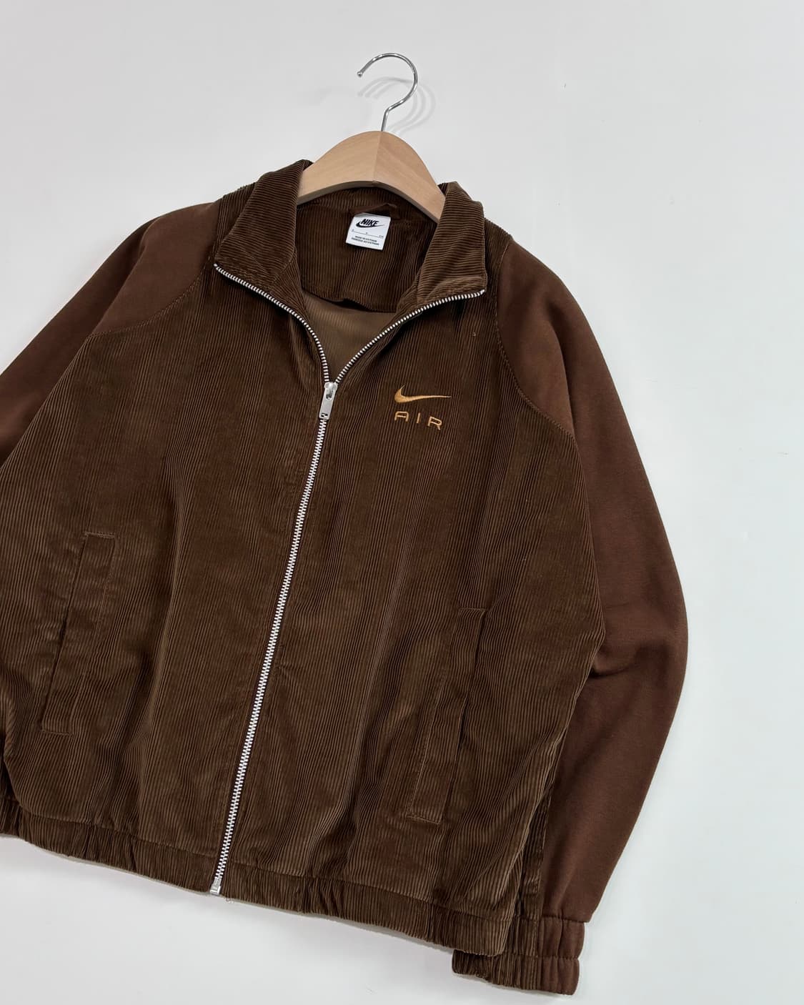 Nike 나이키 Air 코듀로이 브라운 트랙탑 상품이미지4