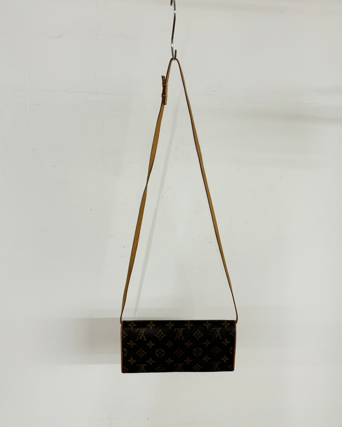 루이비통 모노그램 포쉐트 트윈 GM 숄더백 상품이미지4