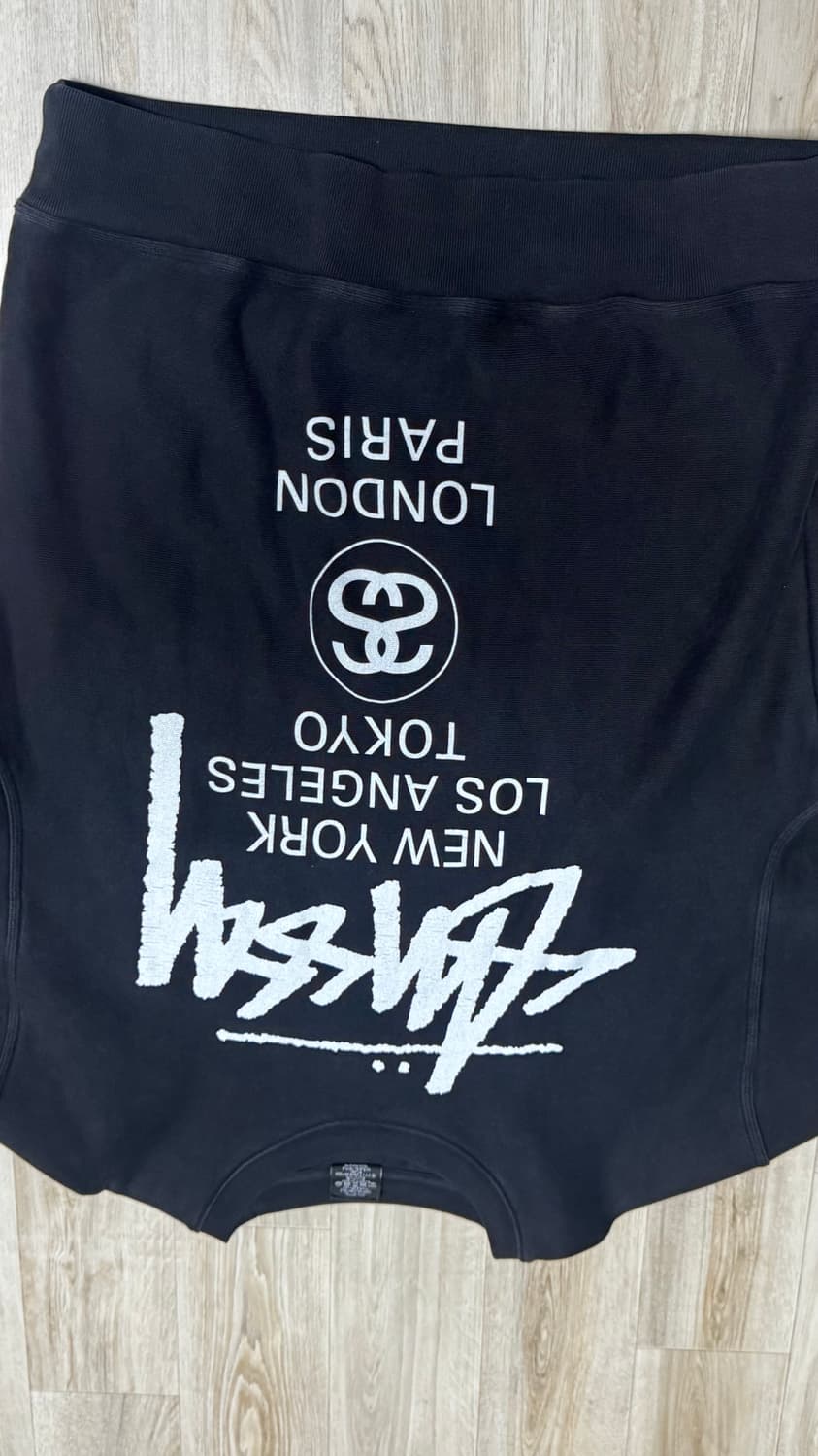 스투시 월드투어 맨투맨 M size 상품이미지1