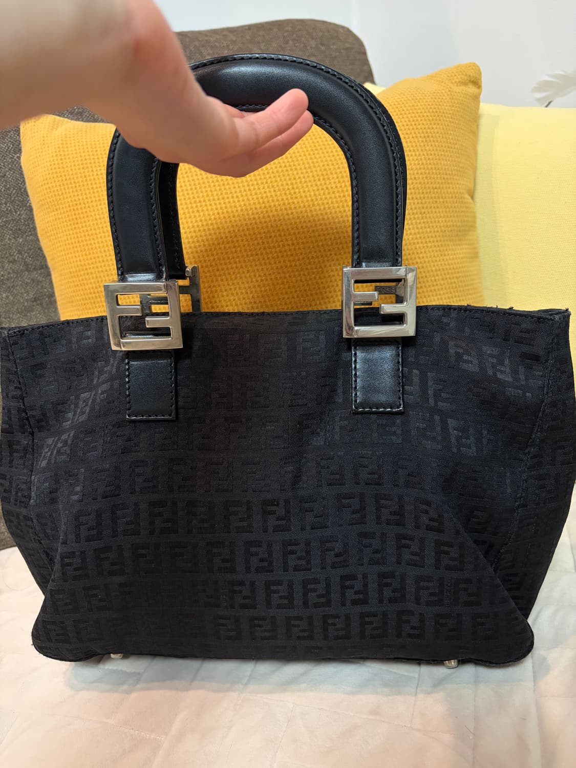 펜디 정품 00s 핸드백 상품이미지2