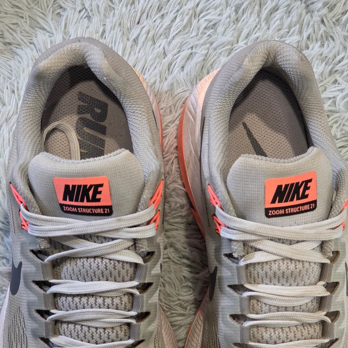 3q-26:나이키 줌 스트럭처 21 그레이 (24.5cm) 상품이미지6