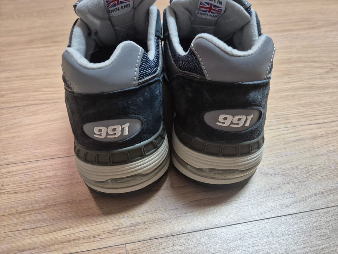 뉴발란스 991 판매합니다 상품이미지3