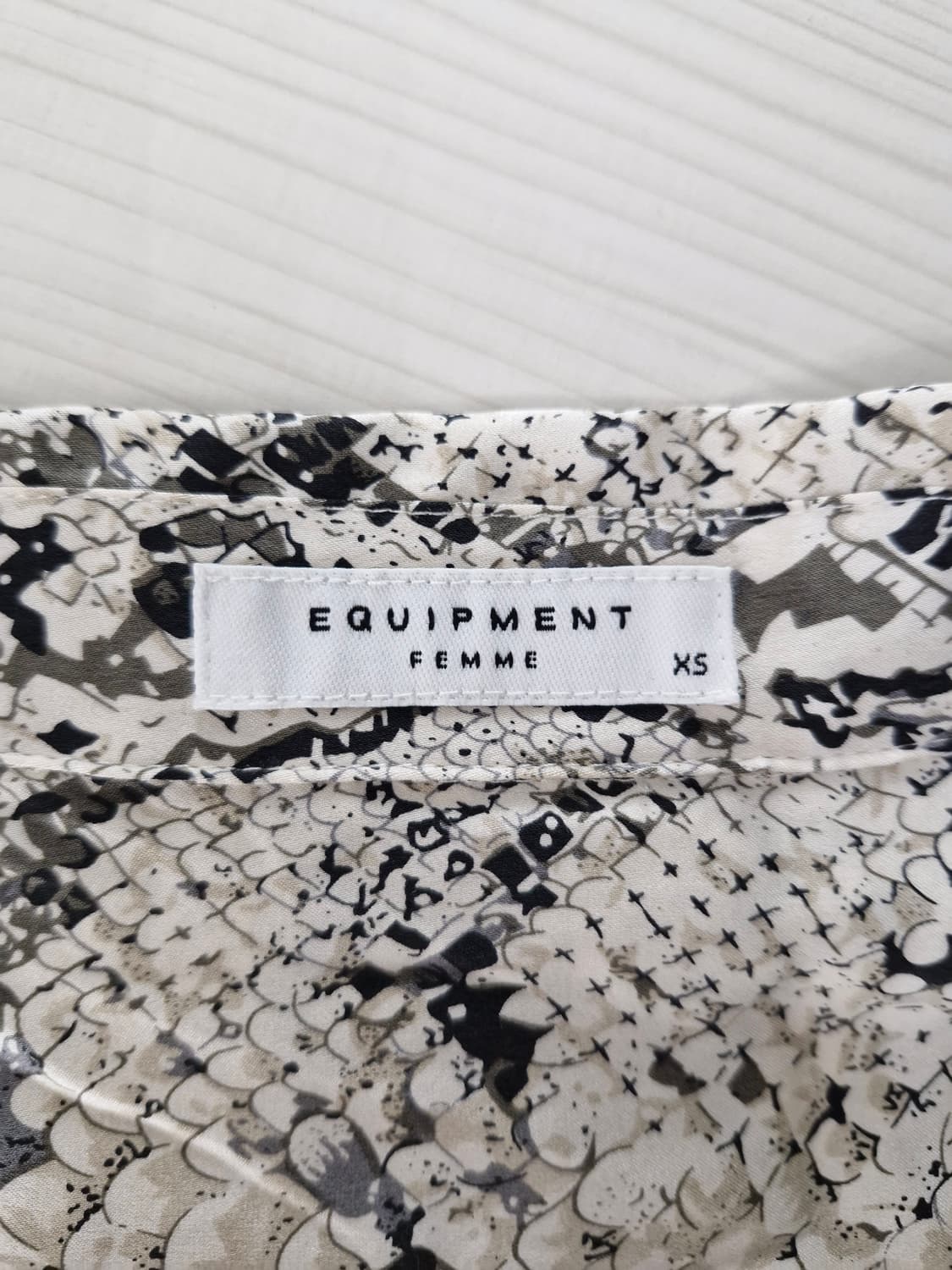 EQUIPMENT 이큅먼트 실크100% 블라우스(XS) 상품이미지5