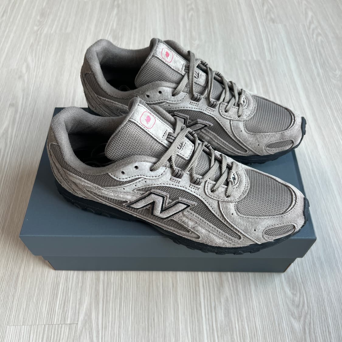 275 뉴발란스 204L 스웨이드 브라운 블랙 상품이미지4