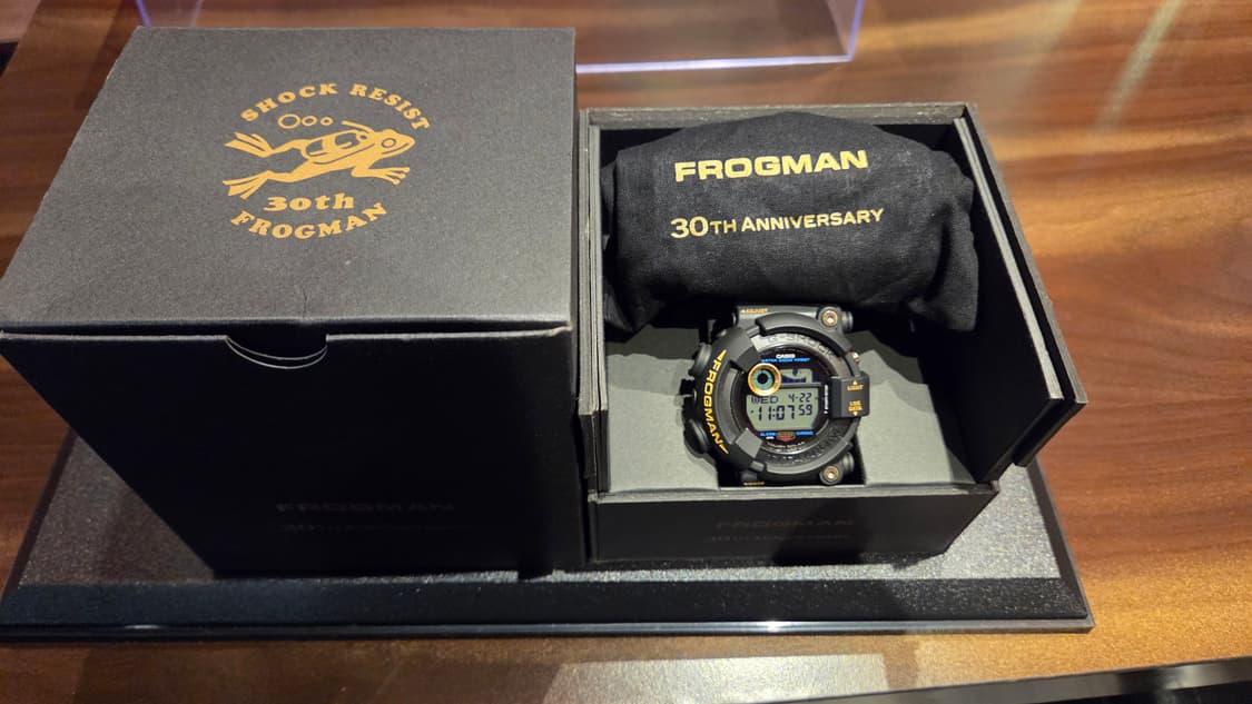 프로그맨 30주년 흑금 팝니다. 상품이미지2