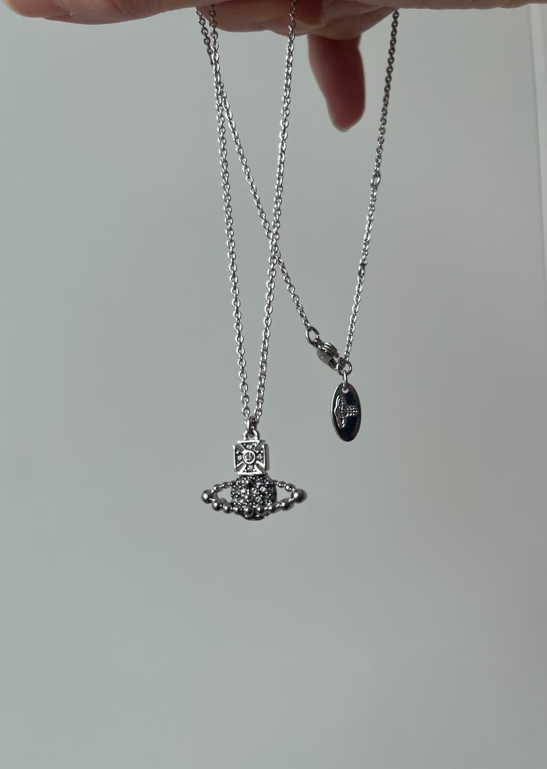 비비안 웨스트우드 미니 바스 릴리프 목걸이 실버 상품이미지1