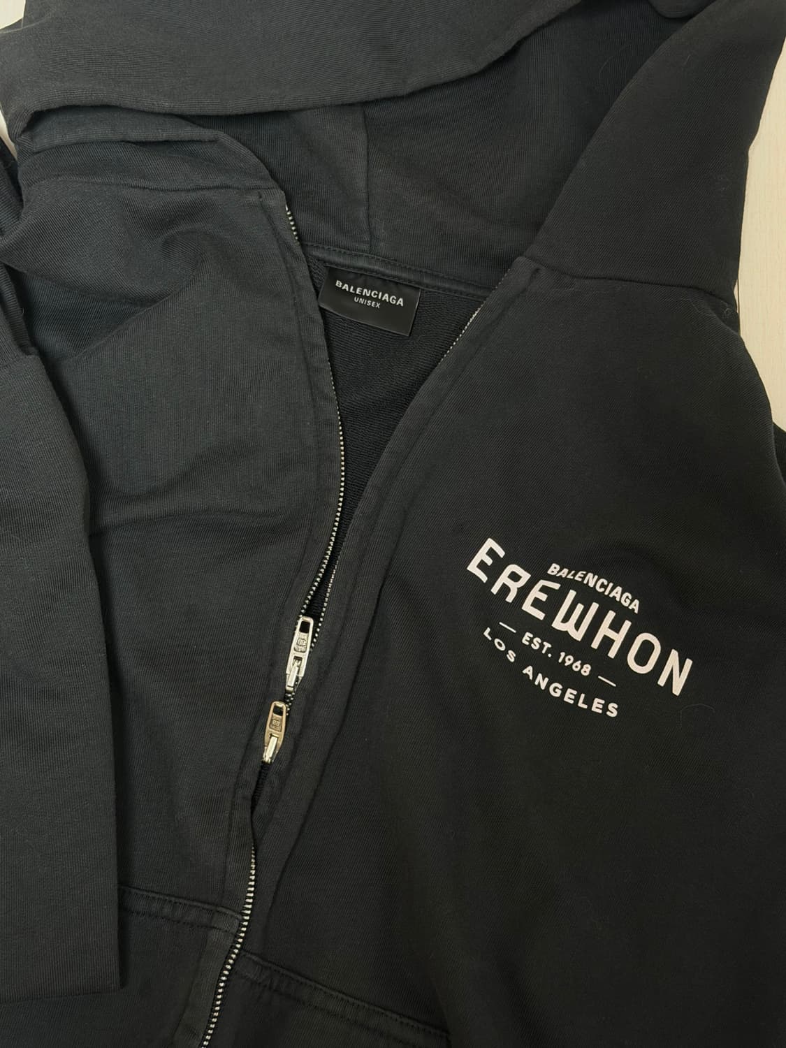 발렌시아가 에레혼 로스 엔젤레스 집업 미디움 핏 후드 블랙 화이트 상품이미지2