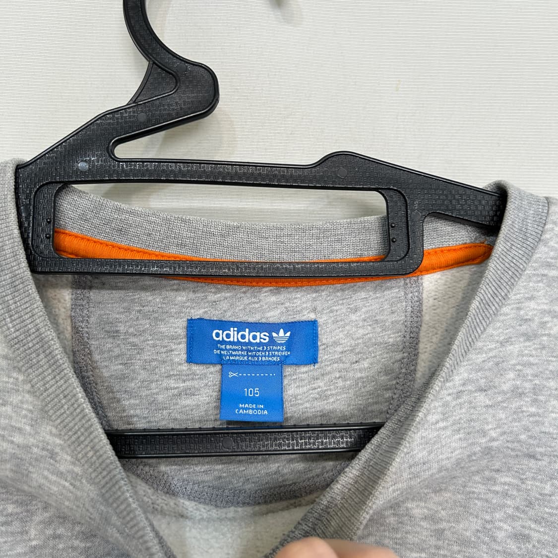 아디다스 매드 플레이드 크루 맨투맨 105 상품이미지2