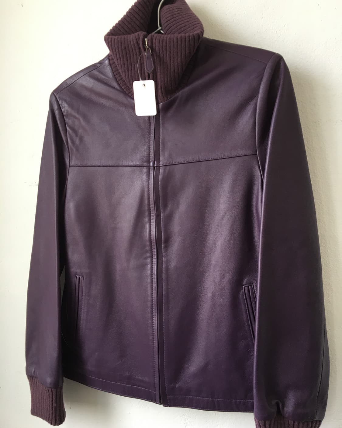 High neck leather lamb bomber jacket 상품이미지4