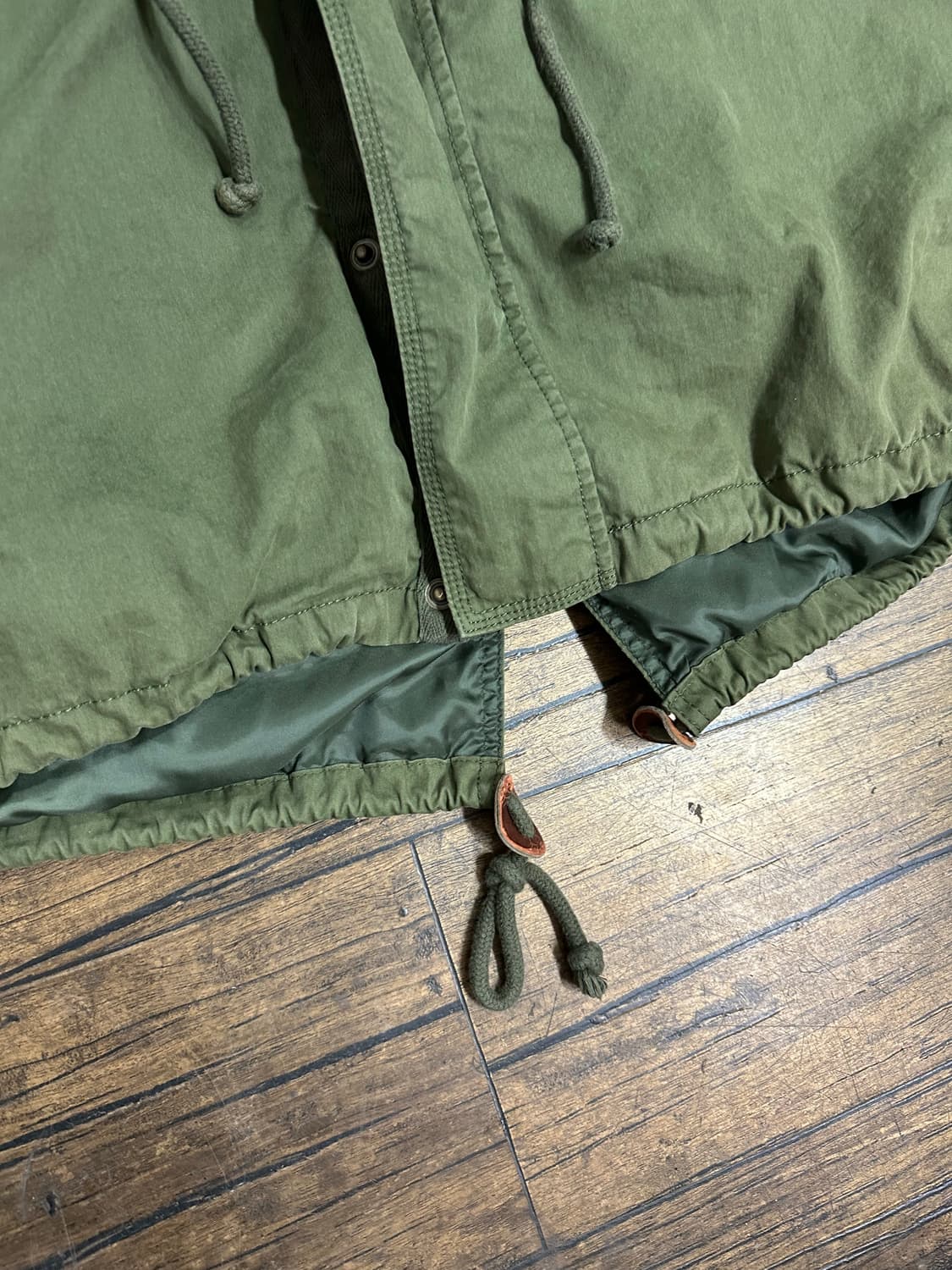 WHOLE HAUSS 미키마우스 카키 빈티지야상 점퍼 M(95) 상품이미지4