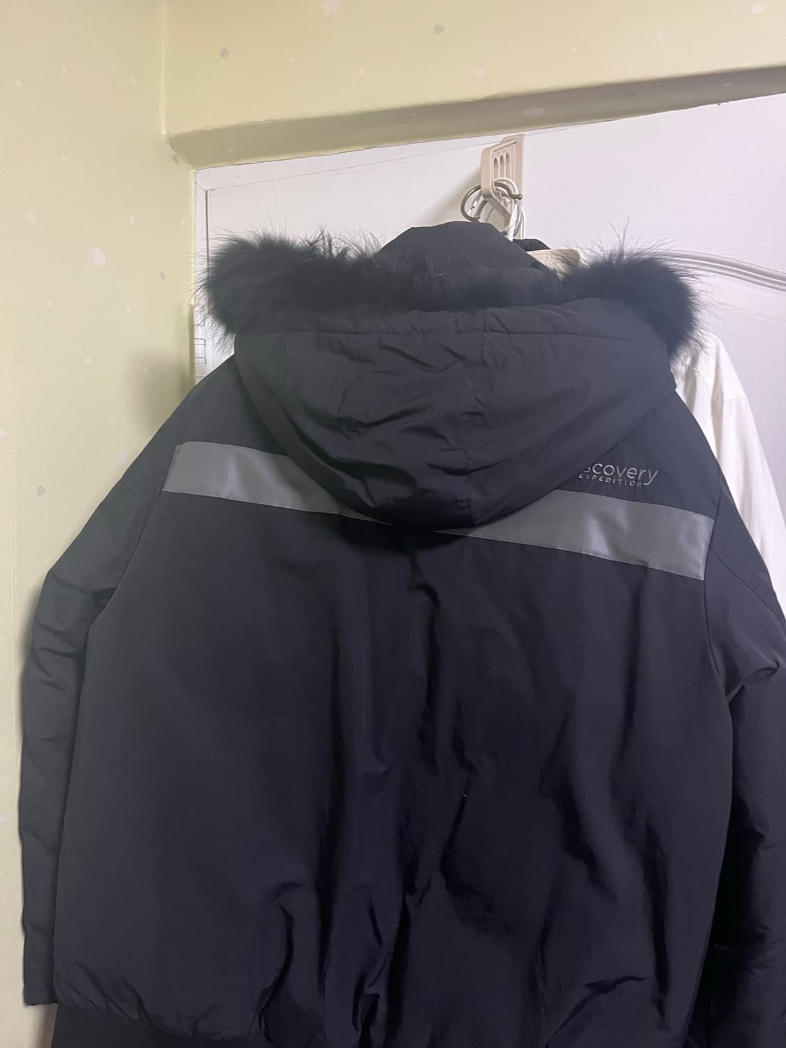 디스커버리 익스페디션 퍼후드 패딩 상품이미지2