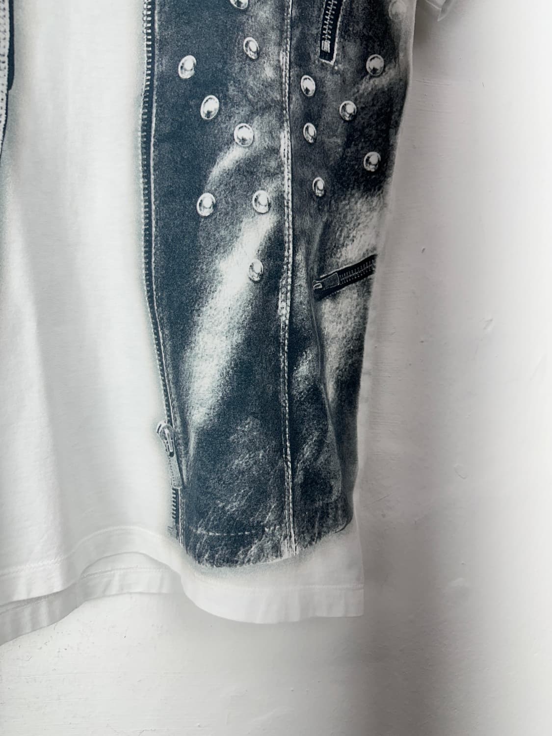 Blackbarrett Trompe L'oeil Studded V-Nec 상품이미지5