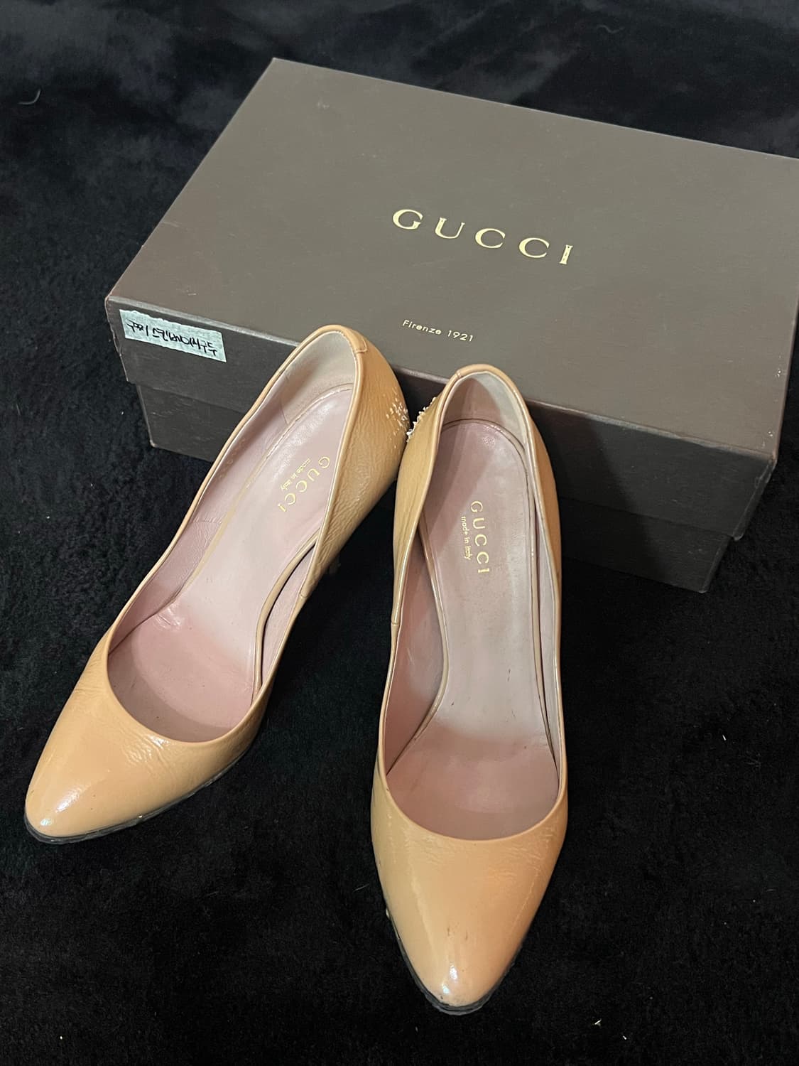 Gucci 구찌 베르니체 네이팍 펌프스 37.5 상품이미지1