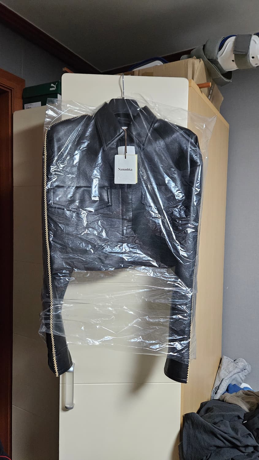 나누슈카 가죽자켓 레더자켓 정품 신품 300만짜리 상품이미지6