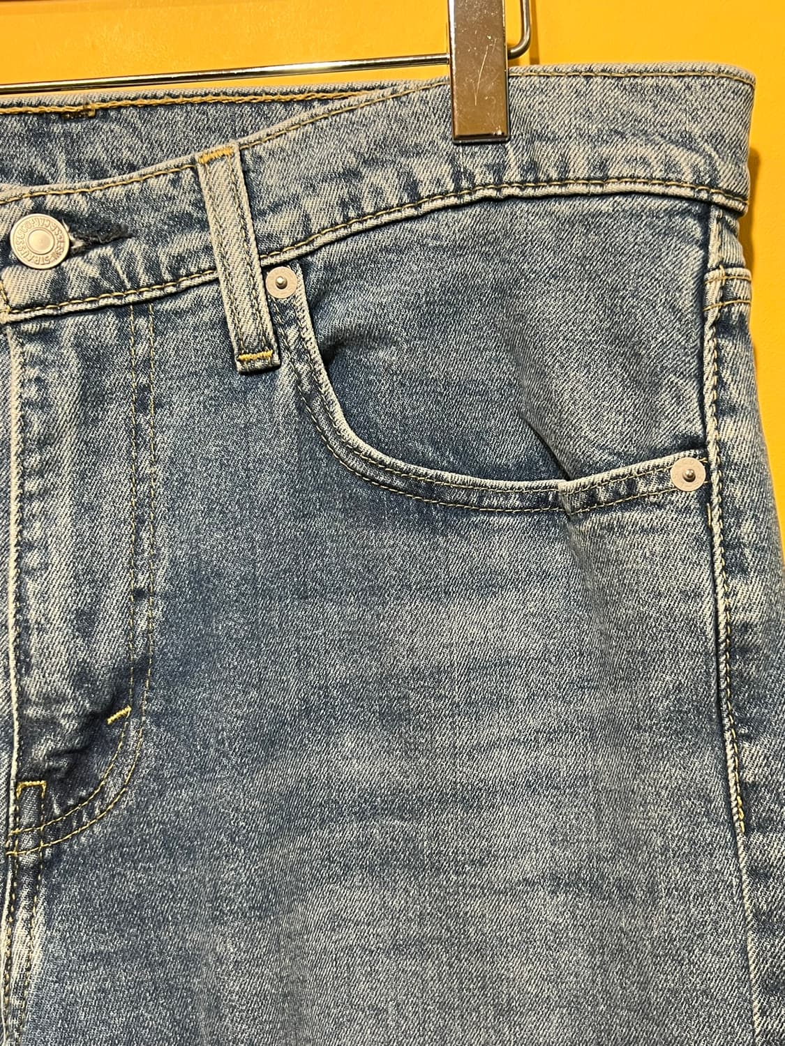 [32x32] 리바이스 502 레귤러 테이퍼 연청 데님 팬츠 청바지 상품이미지2