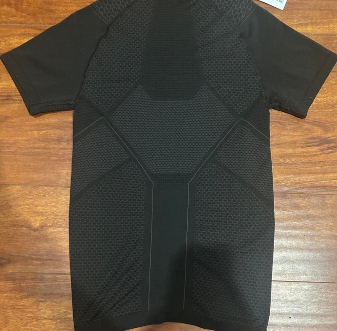 짐샤크 오닉스<V4>반팔 M (새상품) 상품이미지2