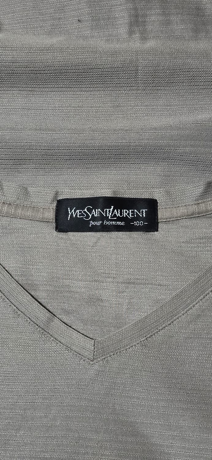 입생로랑 YSL 브이넥 반팔 티셔츠 100 상품이미지3