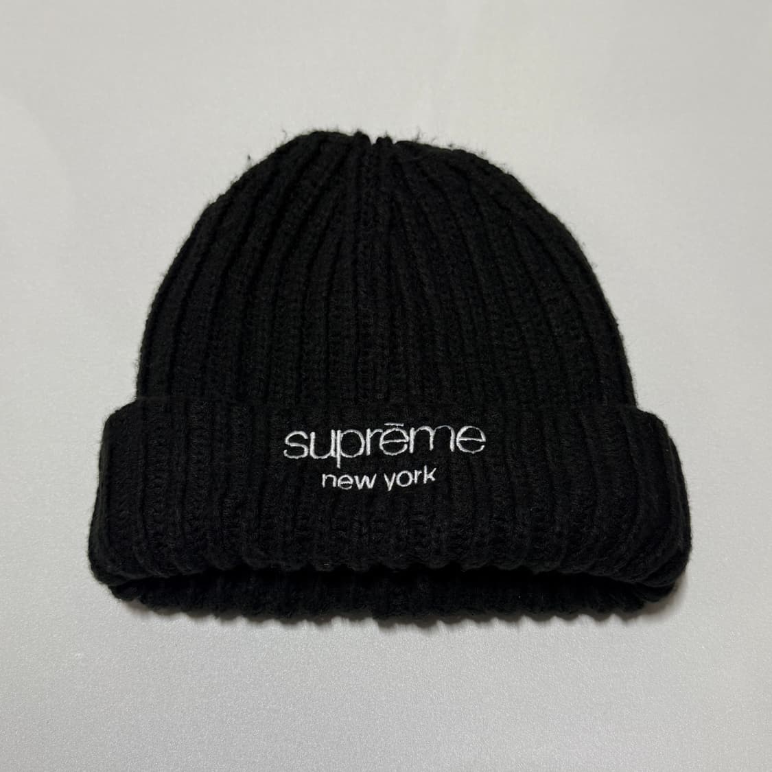 슈프림 23FW 클래식 로고 비니 블랙 상품이미지2