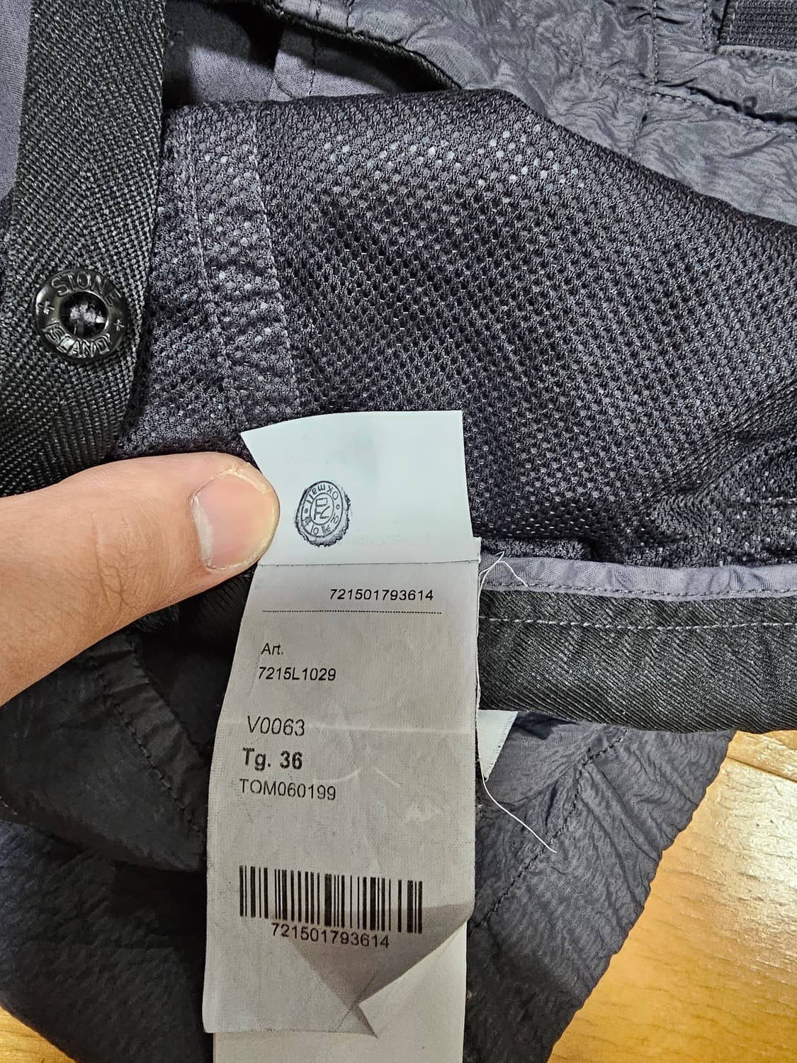 [36] 20SS 스톤아일랜드 시어서커 카고 버뮤다 쇼츠 상품이미지6