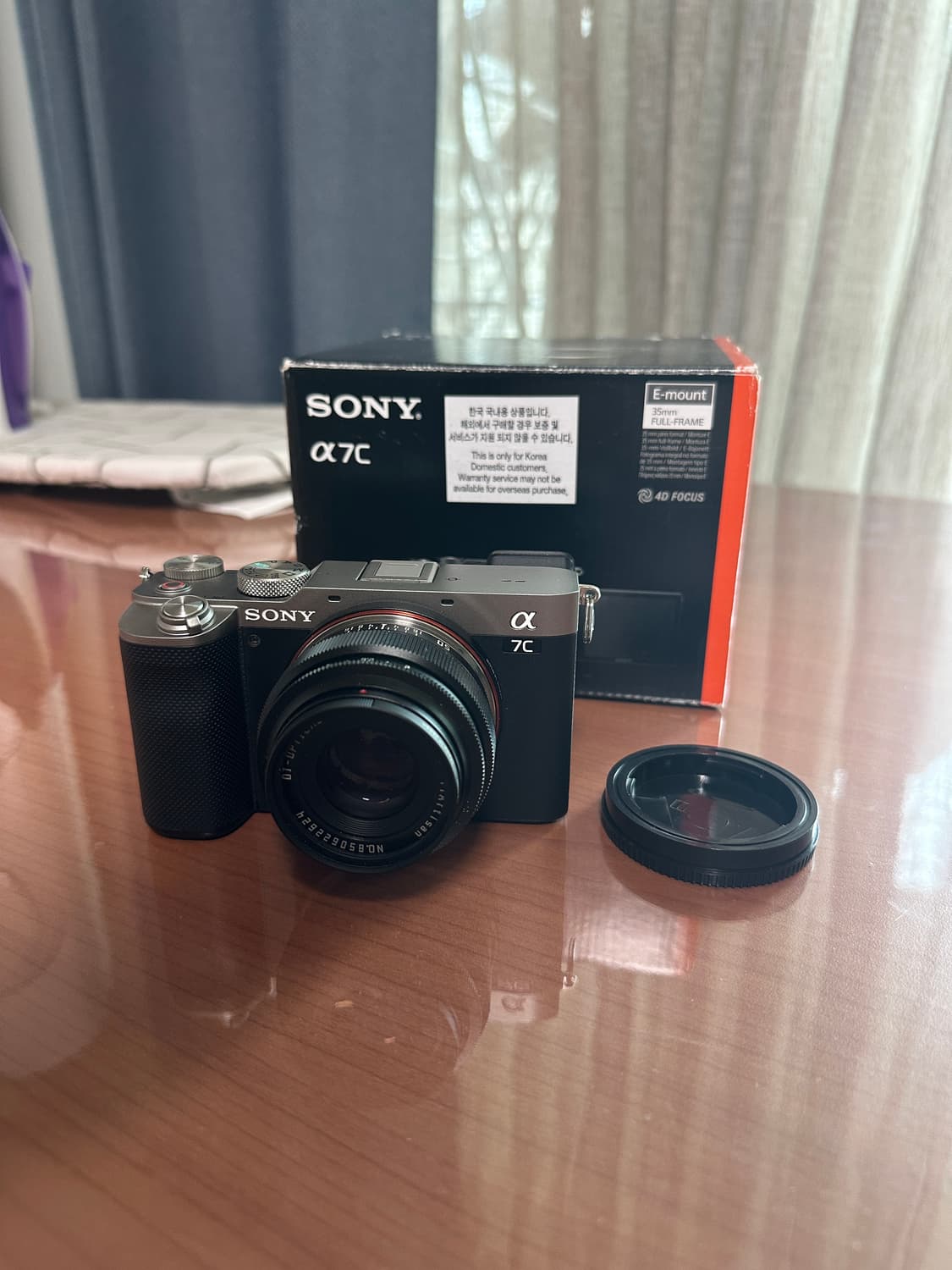 a7c 바디 + 충전기 + 박스 + 티티아티산 50mm f2 상품이미지1