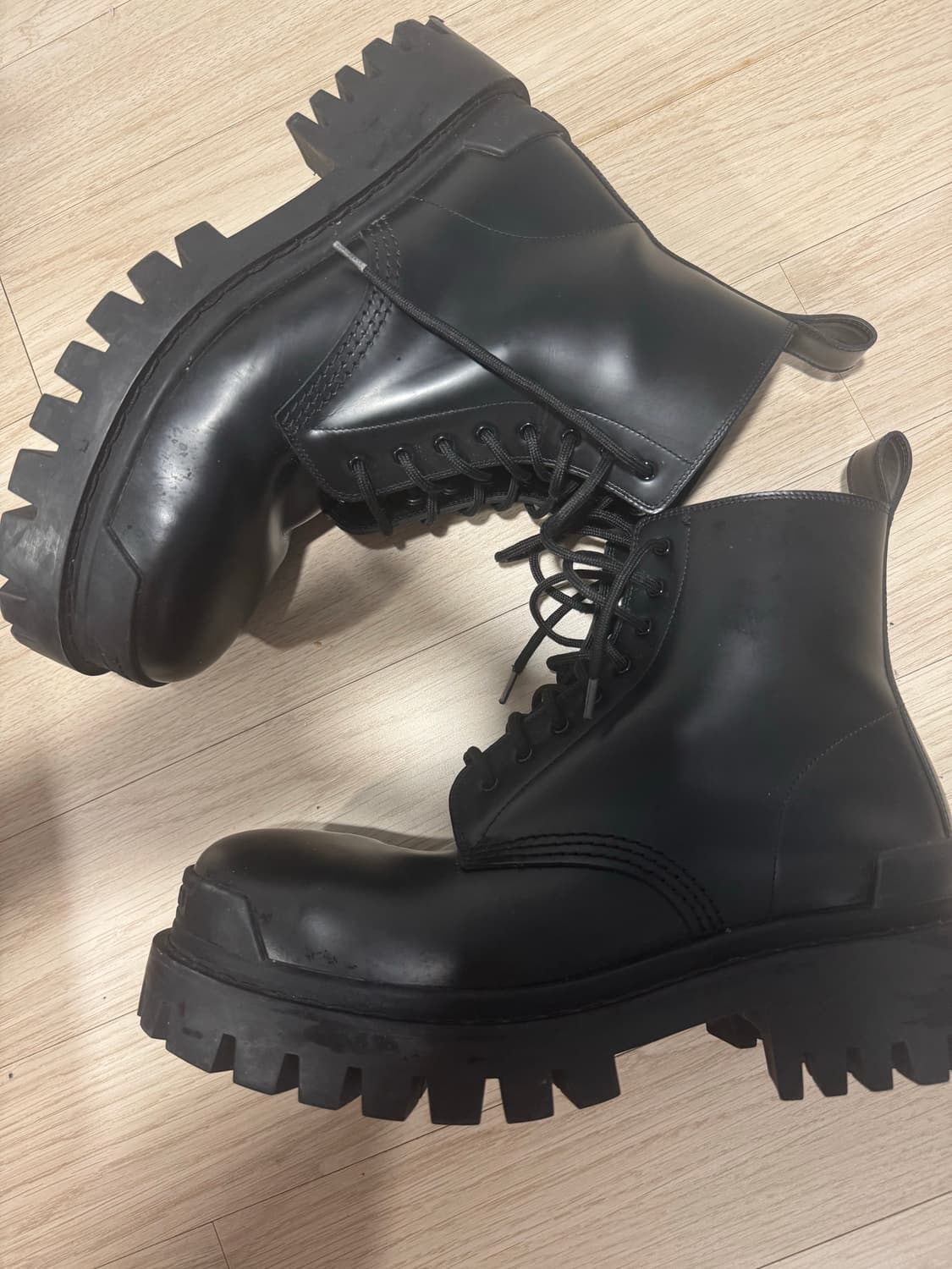 Balenciaga 상품이미지2