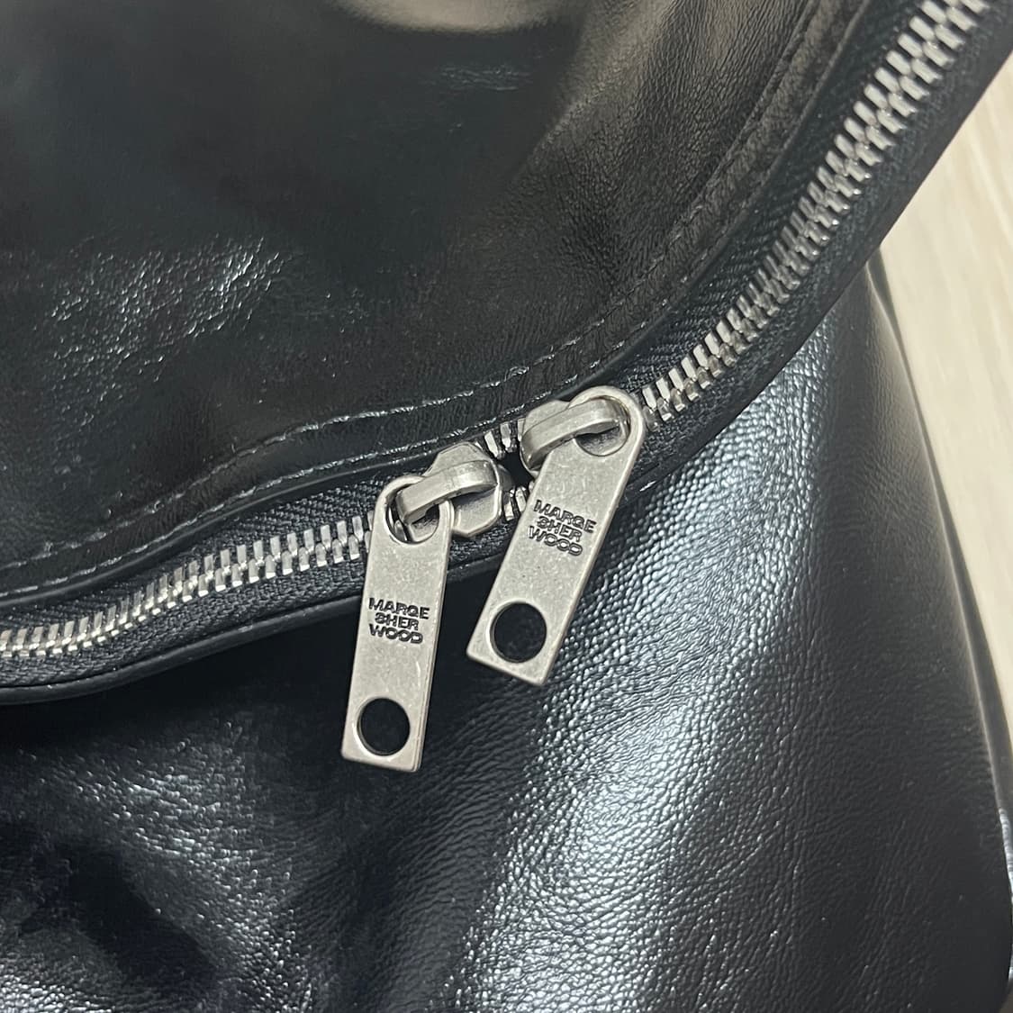 마지셔우드 벨티드 호보백 블랙 상품이미지5