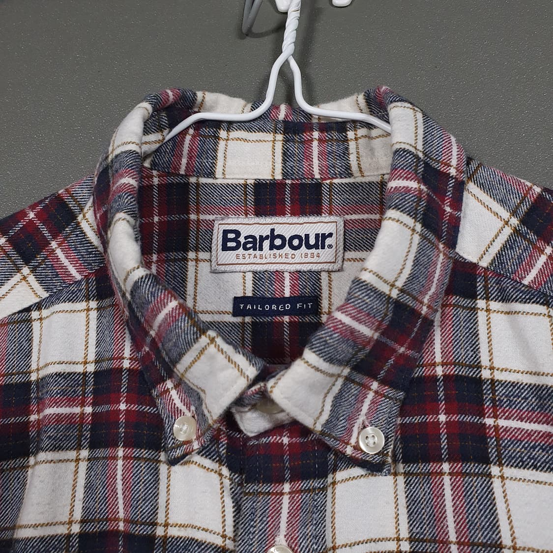 M (95) 바버 알더튼 플란넬 버튼다운 다체크 셔츠 에크루 테일러드핏 상품이미지5