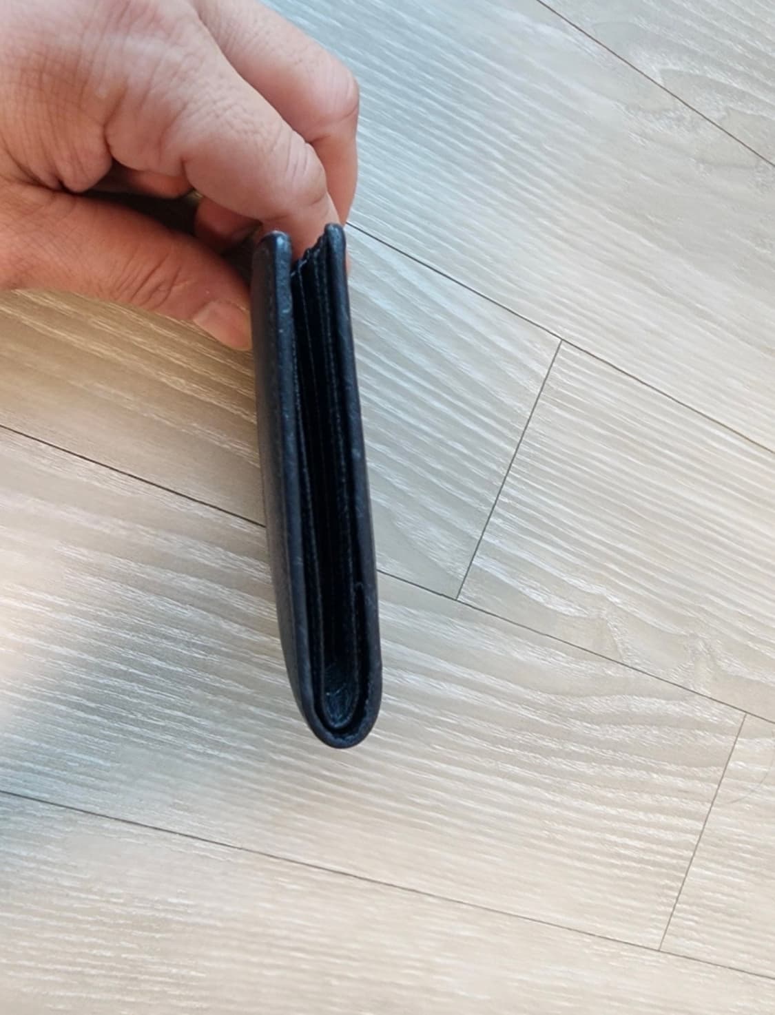 프라다 백화점 정품 남성 반지갑 팝니다 상품이미지6