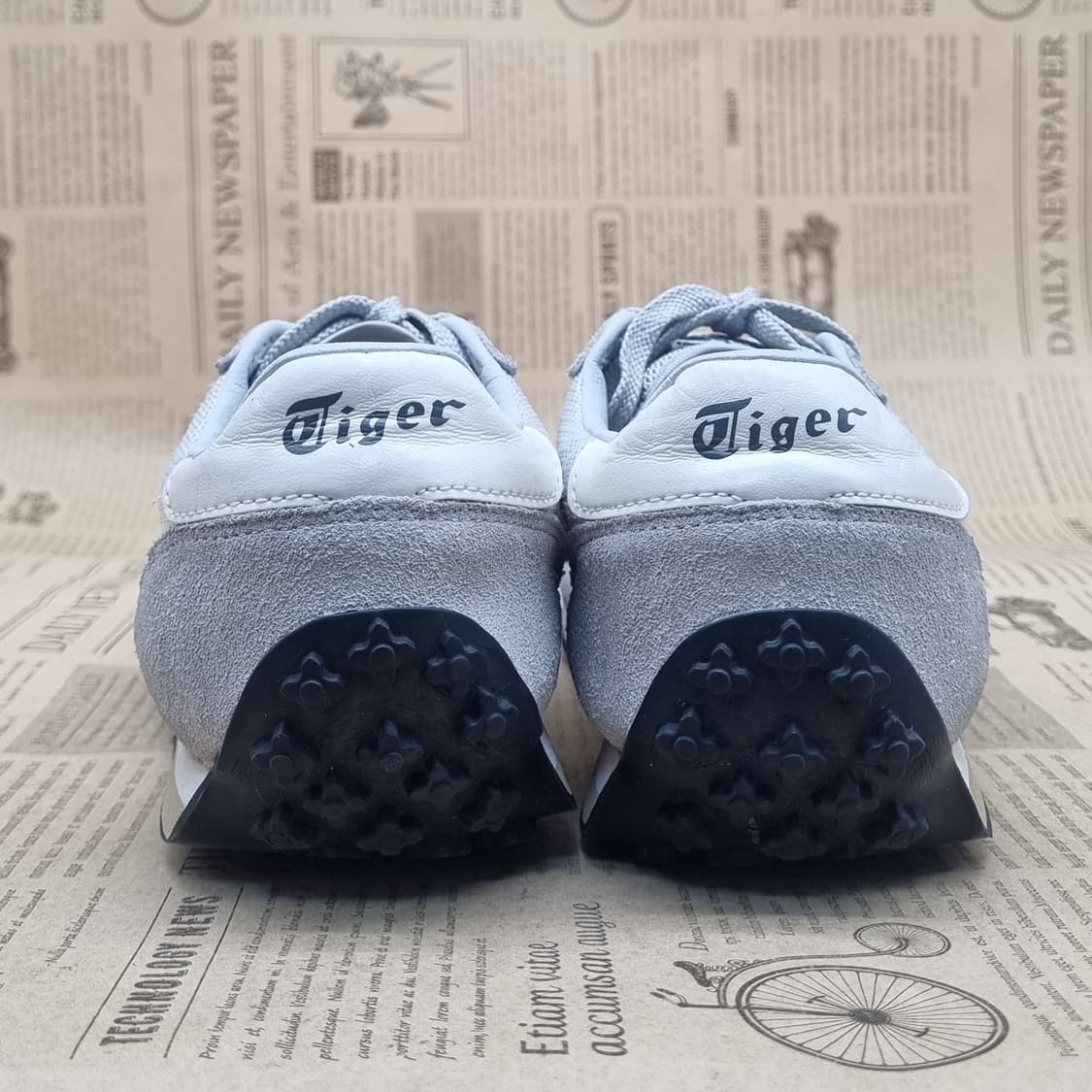 오니츠카타이거 EDR78 여성운동화235 상품이미지4