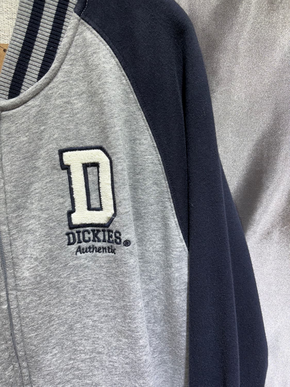 M DICKIES 디키즈 그레이 코튼 바시티 자켓 상품이미지4